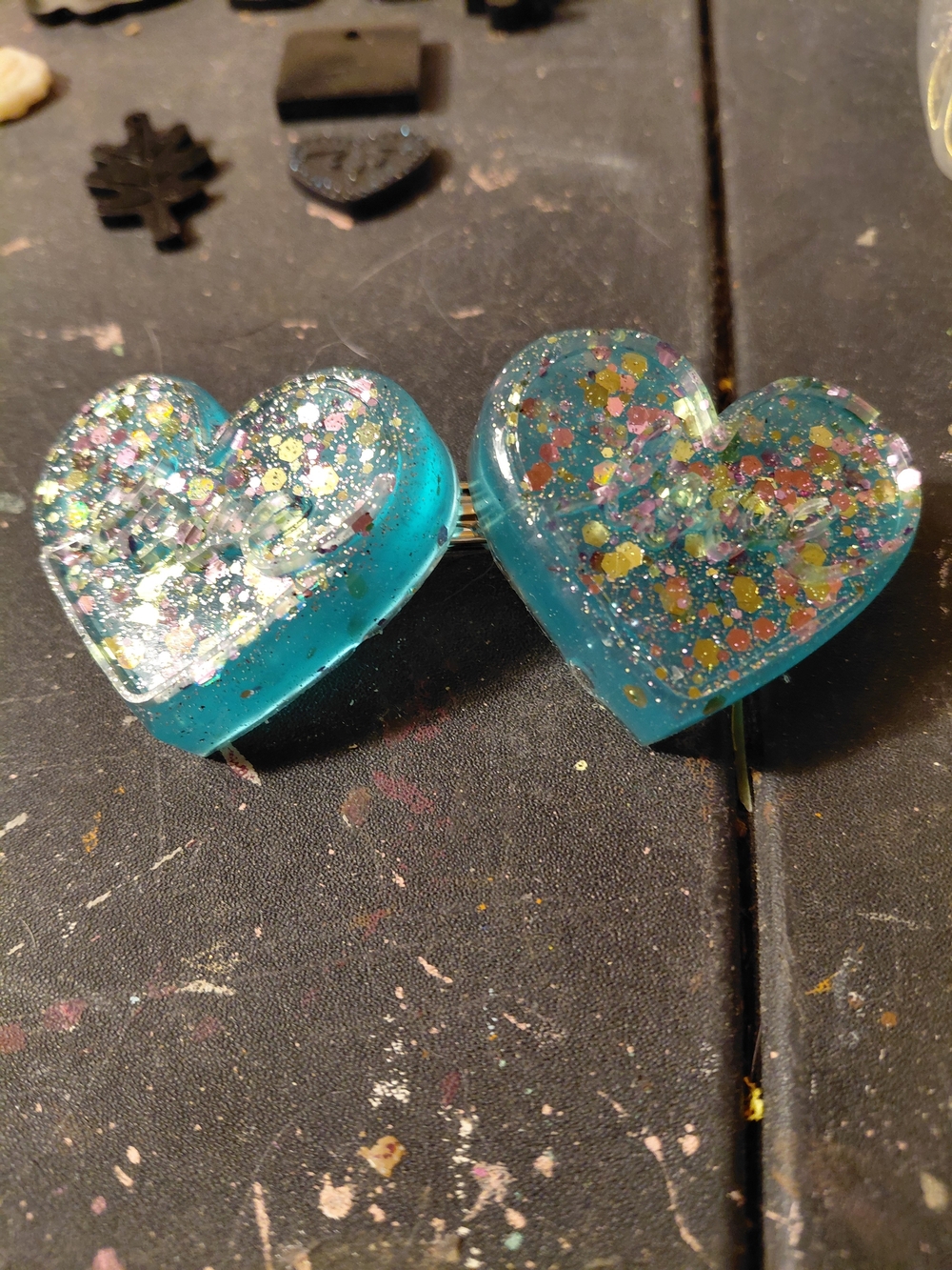 Sparkle Heart Blue Resin Hair Clips - Women’s Hair Accessories